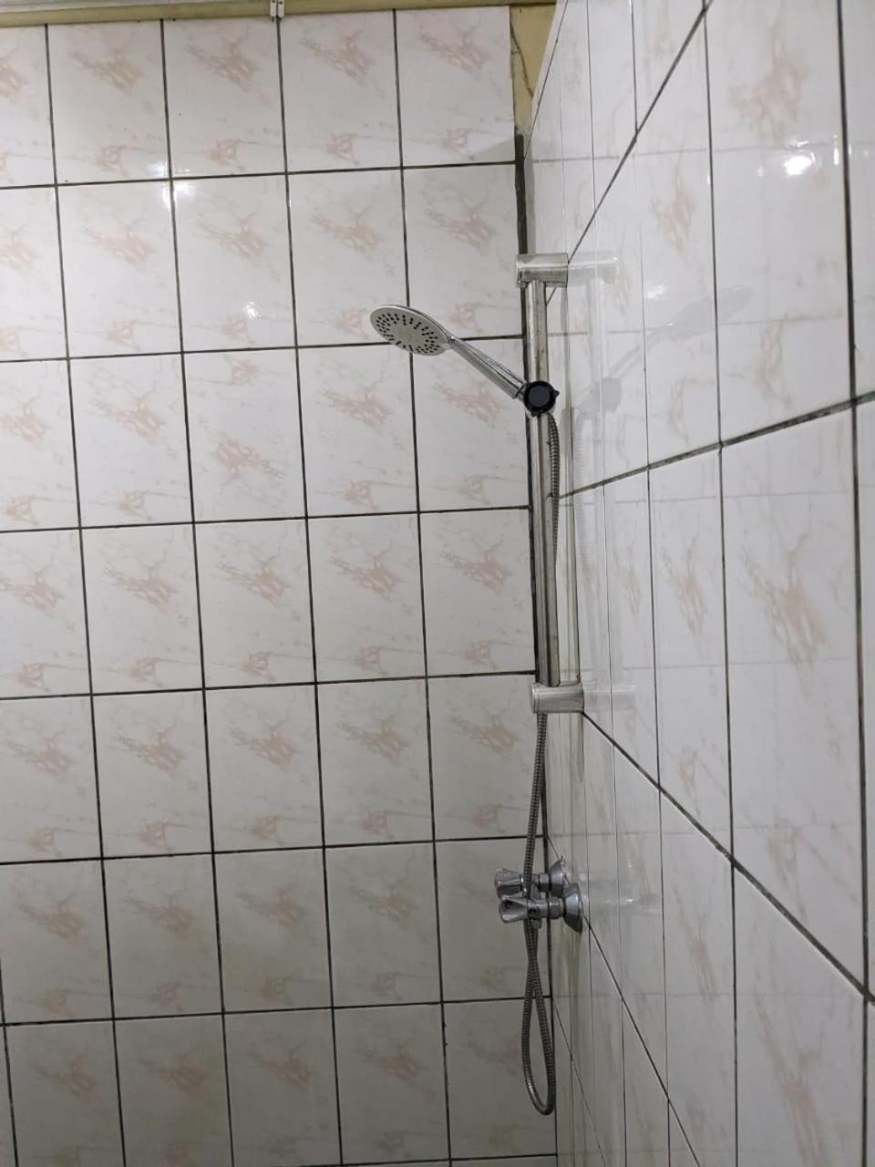 De Kolibrie Appartementen 帕拉马里博 外观 照片